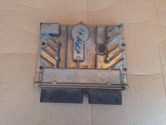 bontott OPEL ASTRA J Motorvezérlő