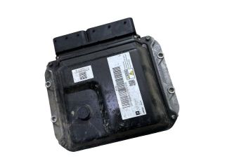 bontott OPEL ASTRA J Motorvezérlő