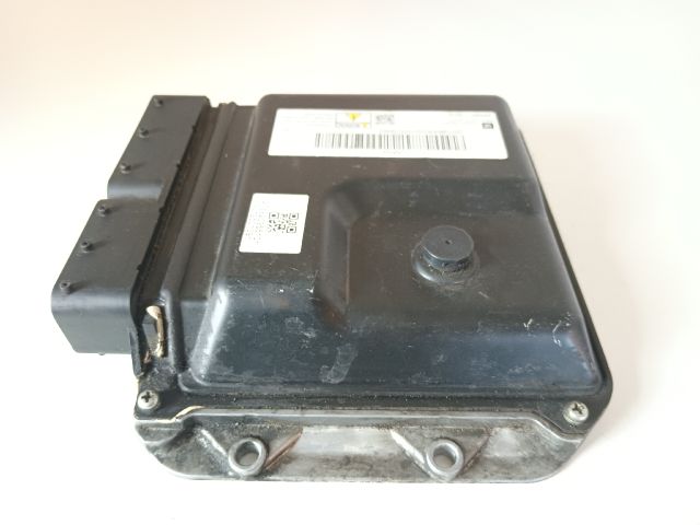 bontott OPEL ASTRA J Motorvezérlő