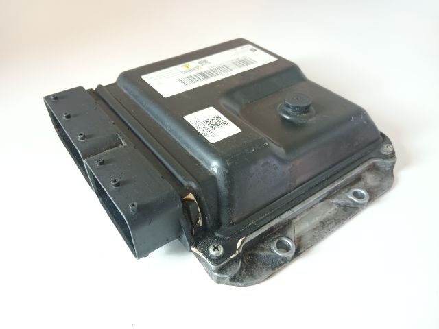 bontott OPEL ASTRA J Motorvezérlő