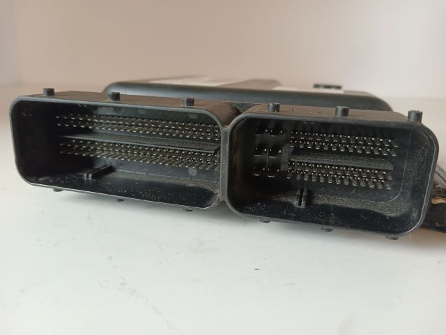 bontott OPEL ASTRA J Motorvezérlő