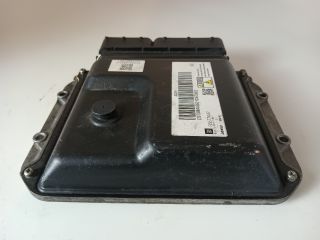 bontott OPEL ASTRA J Motorvezérlő