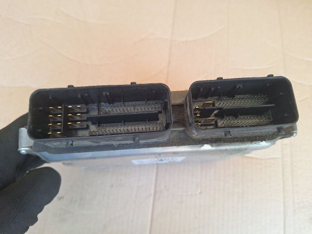 bontott OPEL ASTRA J Motorvezérlő