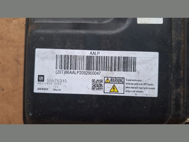 bontott OPEL ASTRA J Motorvezérlő