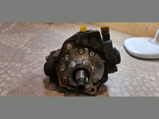 bontott OPEL ASTRA J Nagynyomású Szivattyú