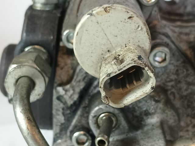 bontott OPEL ASTRA J Nagynyomású Szivattyú