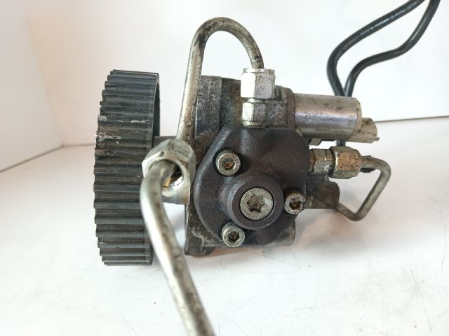 bontott OPEL ASTRA J Nagynyomású Szivattyú