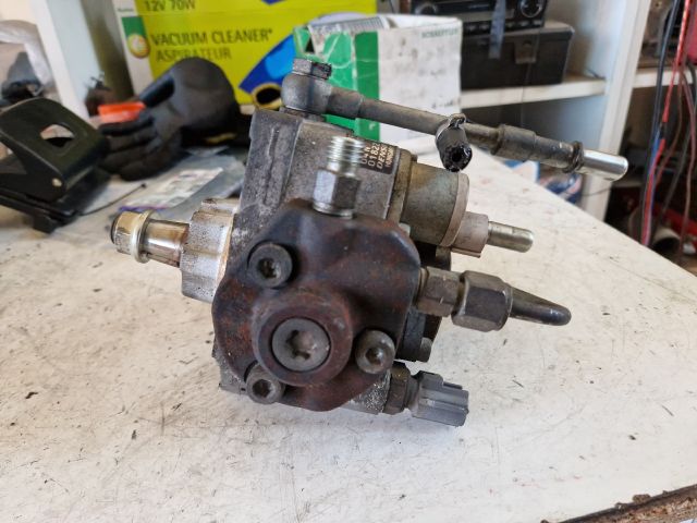 bontott OPEL ASTRA J Nagynyomású Szivattyú