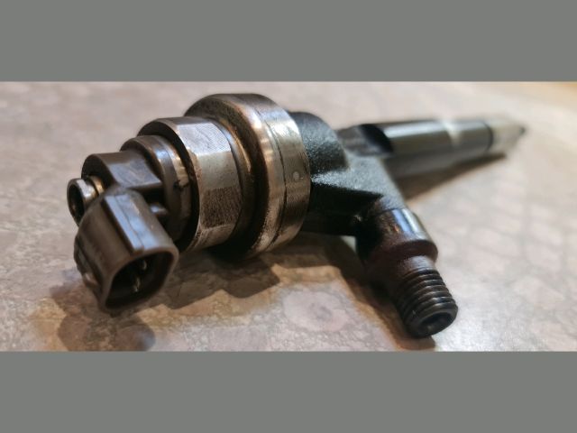 bontott OPEL ASTRA J Porlasztó (1 db)