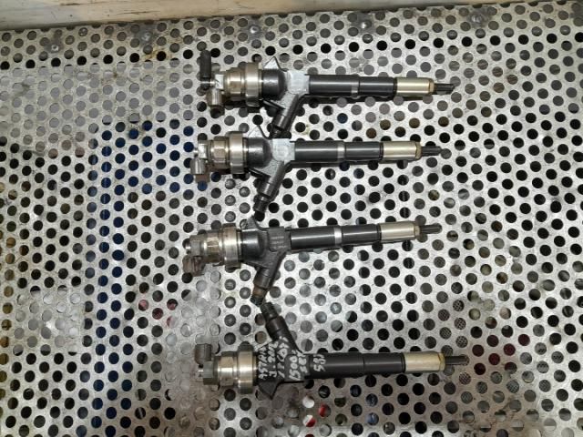 bontott OPEL ASTRA J Porlasztó Sor / Híd