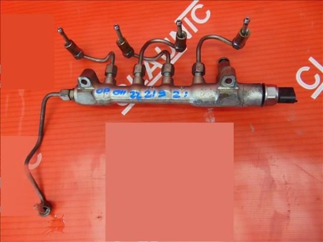 bontott OPEL ASTRA J Porlasztó Sor / Híd