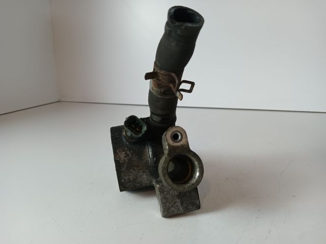 bontott OPEL ASTRA J Termosztátház