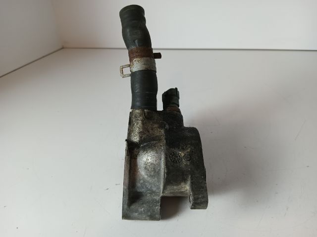bontott OPEL ASTRA J Termosztátház
