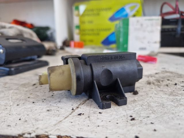 bontott OPEL ASTRA J Turbó Vákum Szelep