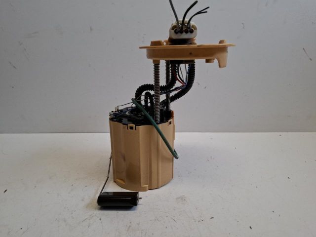 bontott OPEL ASTRA J Üzemanyag Szivattyú