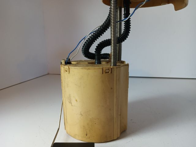 bontott OPEL ASTRA J Üzemanyag Szivattyú