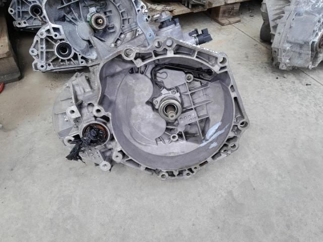 bontott OPEL ASTRA J Váltó (Mechanikus)