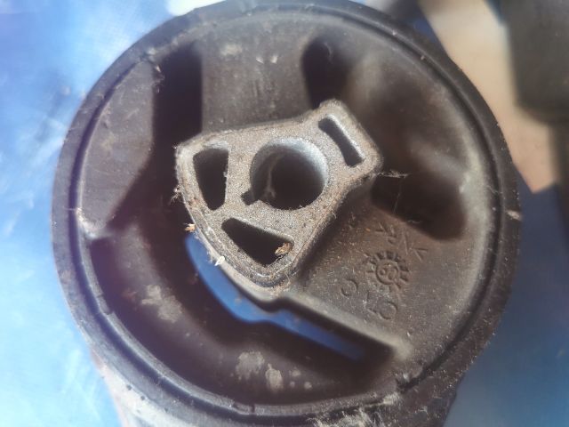 bontott OPEL ASTRA J Váltó Tartó Bak (Pozíciófüggetlen)