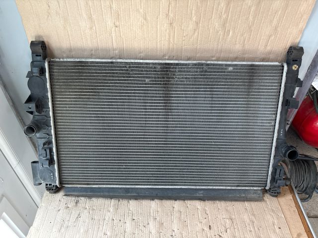 bontott OPEL ASTRA J Vízhűtő Radiátor (Klímás)