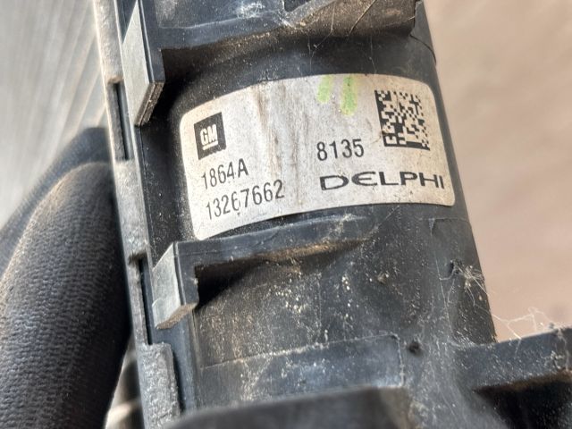 bontott OPEL ASTRA J Vízhűtő Radiátor (Klímás)