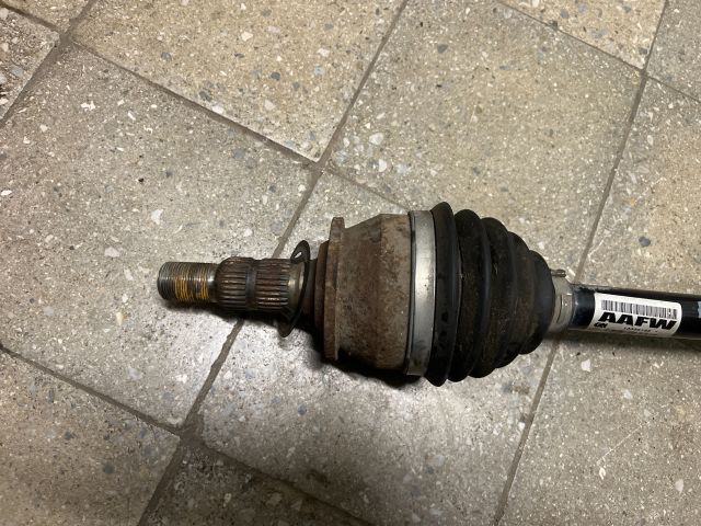 bontott OPEL ASTRA J Bal Féltengely