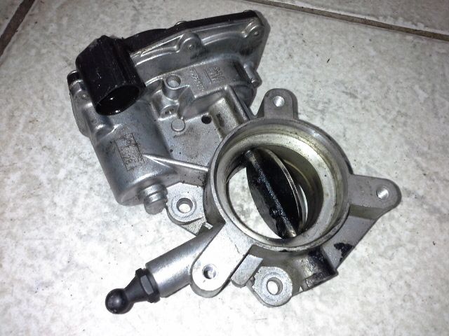 bontott OPEL ASTRA J Fojtószelep (Elektromos)