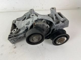 bontott OPEL ASTRA J Generátor Tartó Bak