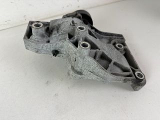 bontott OPEL ASTRA J Generátor Tartó Bak