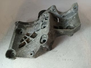 bontott OPEL ASTRA J Generátor Tartó Bak