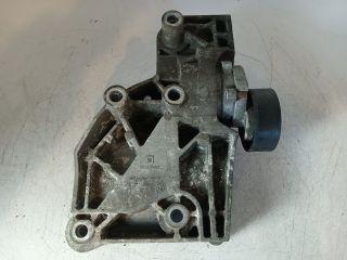 bontott OPEL ASTRA J Generátor Tartó Bak