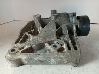 bontott OPEL ASTRA J Generátor Tartó Bak