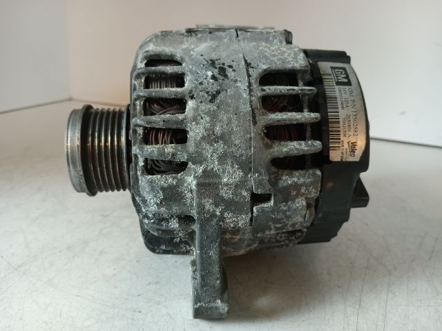bontott OPEL ASTRA J Generátor