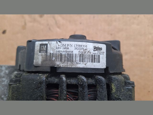 bontott OPEL ASTRA J Generátor