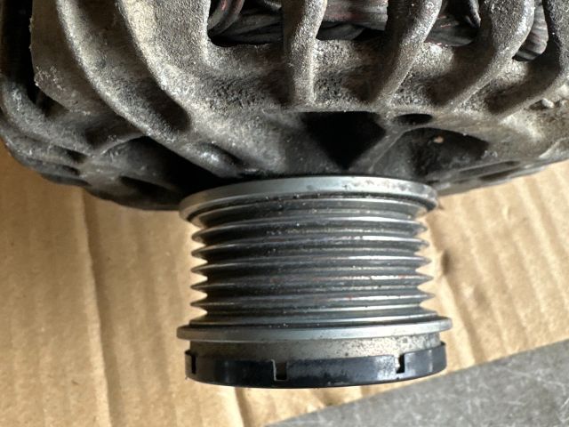 bontott OPEL ASTRA J Generátor