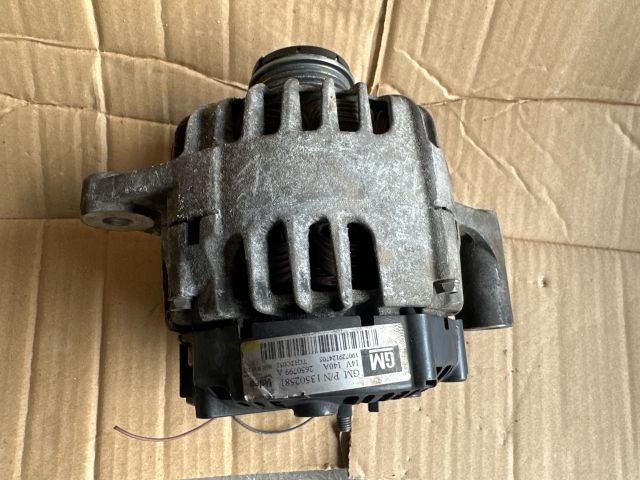 bontott OPEL ASTRA J Generátor