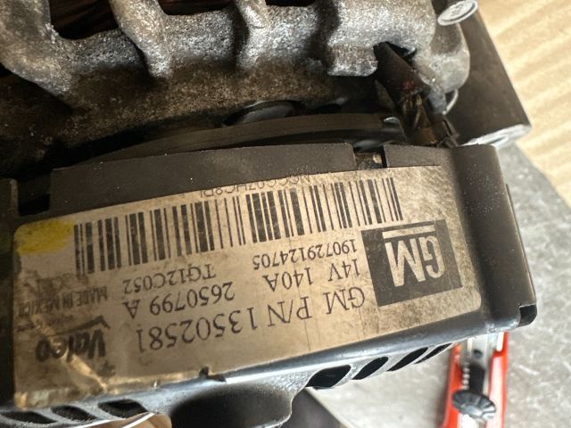 bontott OPEL ASTRA J Generátor