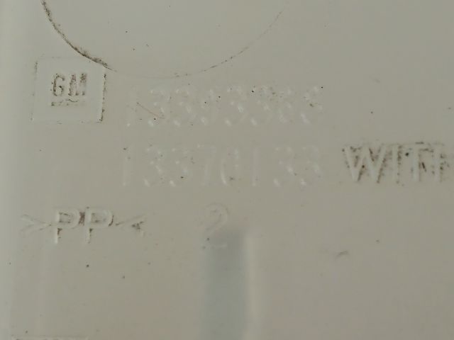 bontott OPEL ASTRA J Kiegyenlítő Tartály