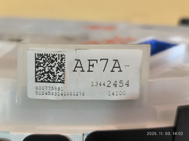 bontott OPEL ASTRA J Kilométeróra