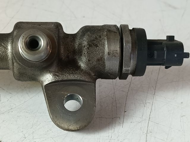 bontott OPEL ASTRA J Közösnyomócső