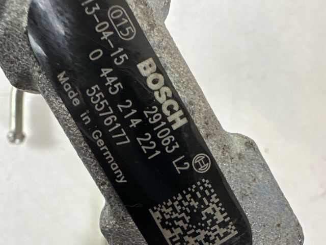 bontott OPEL ASTRA J Közösnyomócső