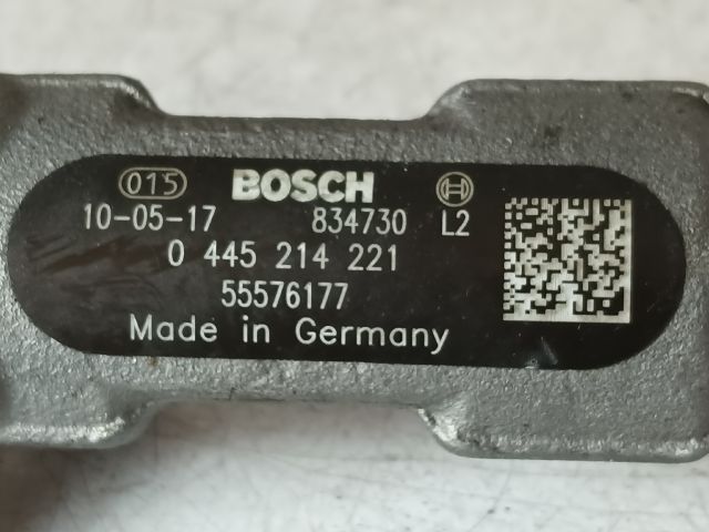 bontott OPEL ASTRA J Közösnyomócső