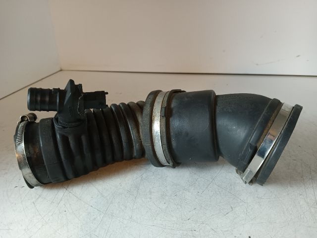 bontott OPEL ASTRA J Légbeömlő Cső