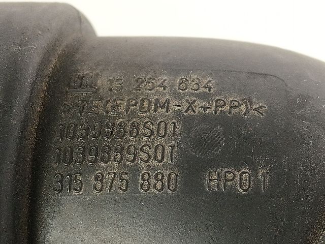 bontott OPEL ASTRA J Légbeömlő Cső