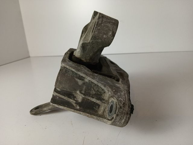 bontott OPEL ASTRA J Motor Tartó Bak Bal