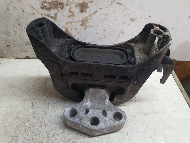 bontott OPEL ASTRA J Motor Tartó Bak (Fém)