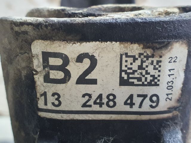 bontott OPEL ASTRA J Motor Tartó Bak (Fém)