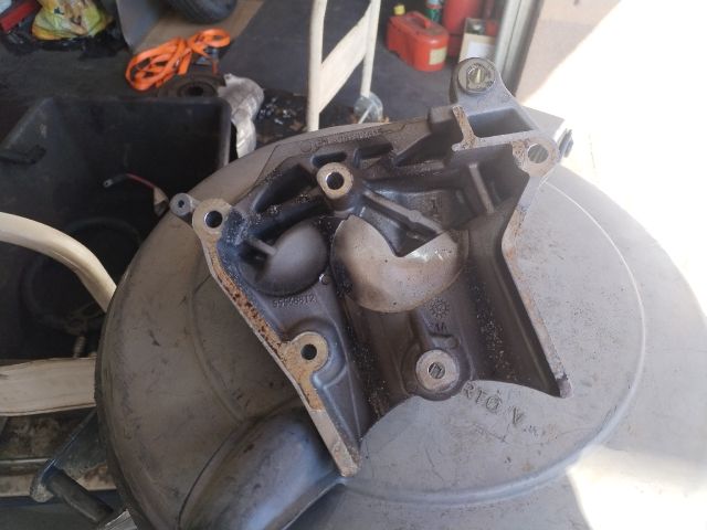 bontott OPEL ASTRA J Motor Tartó Bak (Fém)