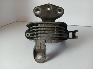 bontott OPEL ASTRA J Motor Tartó Bak Jobb