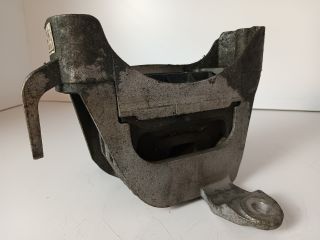 bontott OPEL ASTRA J Motor Tartó Bak Jobb