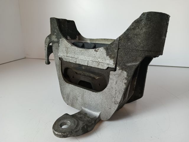 bontott OPEL ASTRA J Motor Tartó Bak Jobb